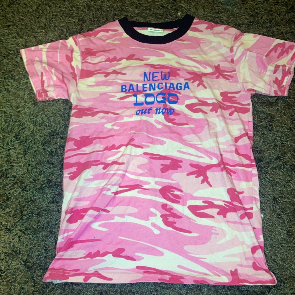 Authentic Balenciaga spring 2020 collection Tee